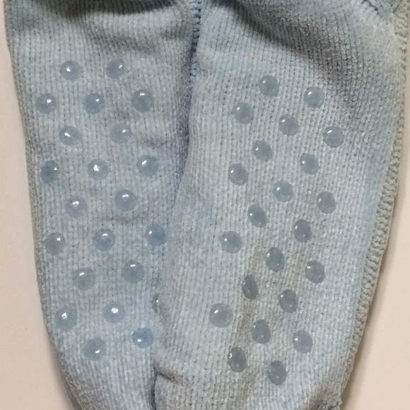 Comfy Cozy Fuzzy Slipper Non-Slip Socks - Picture 2 of 3